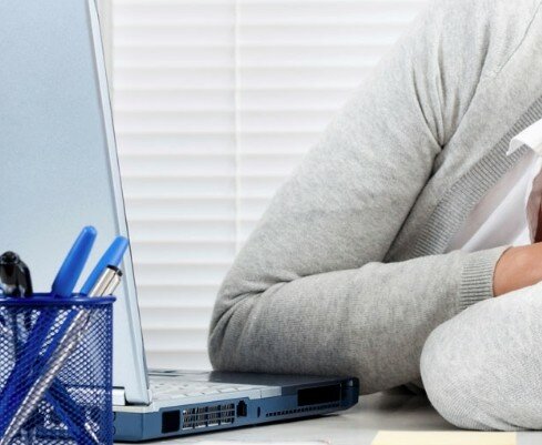 болит голова утром после сна что это