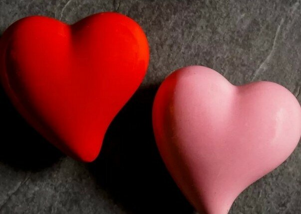 почему сильно болит голова когда мужчина кончает