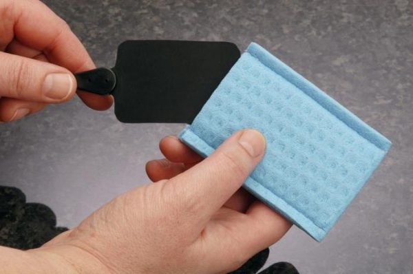 Выпадают сильно волосы болит кожа головы